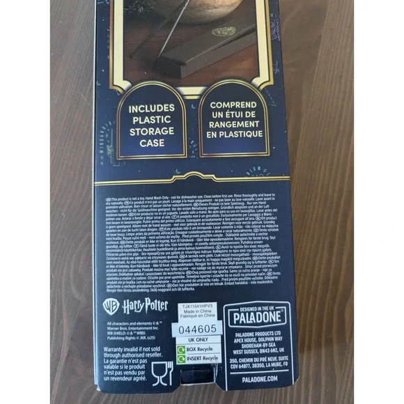 Harry Potter Wand Chopsticks Storage Case Collectibles Utensil Set NEW - Picture 6 of 6